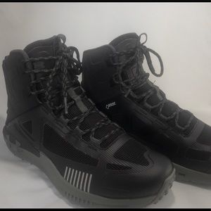 Under Armour Verge 2.0 Mid GTX Waterproof Boots